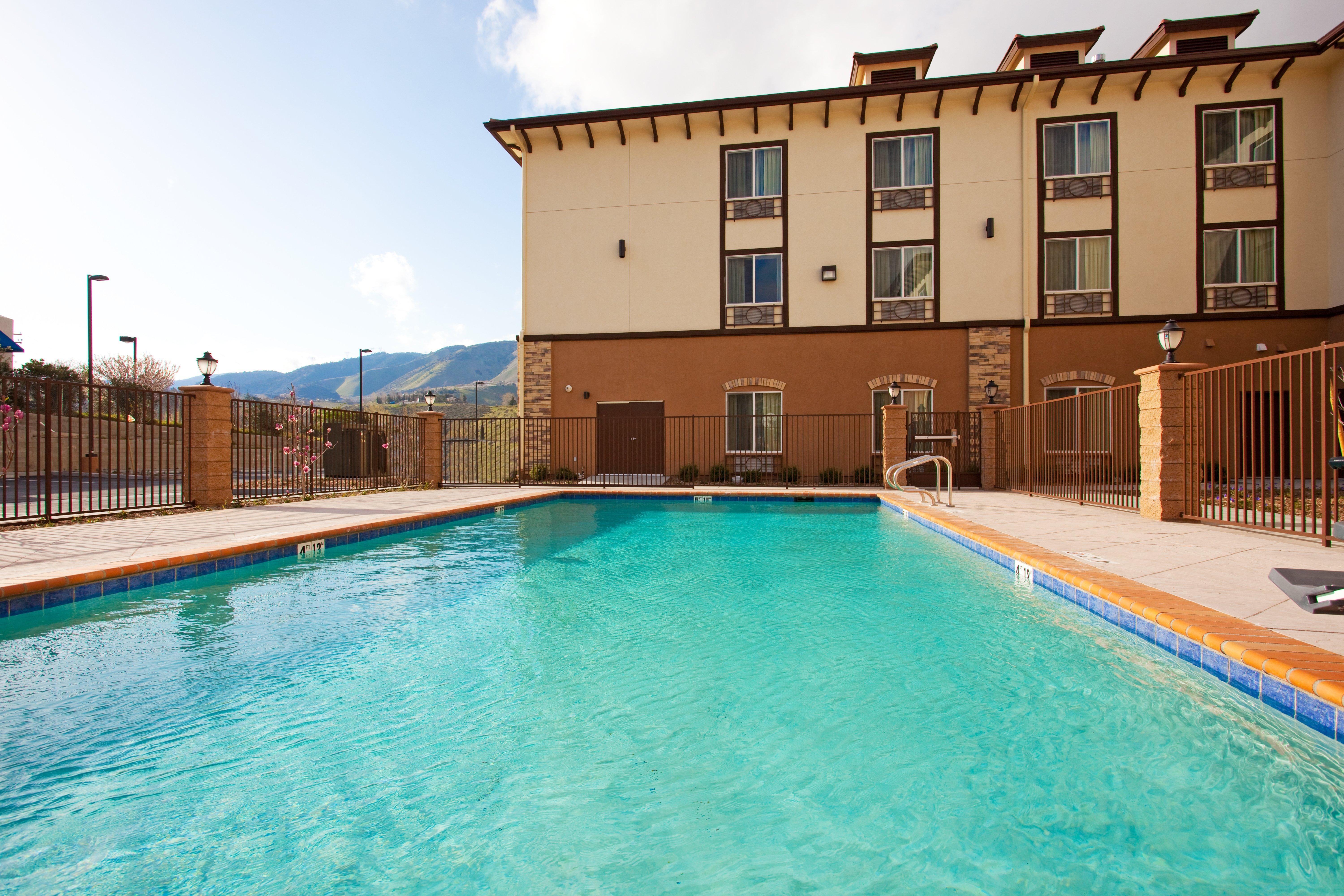 Holiday Inn Express & Suites Frazier Park By Ihg Lebec Luaran gambar